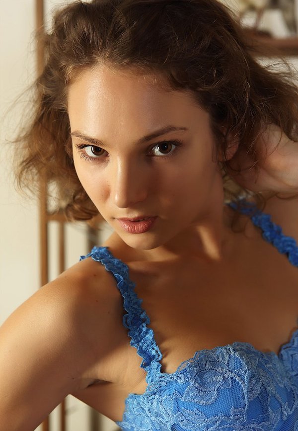Еленка, 18